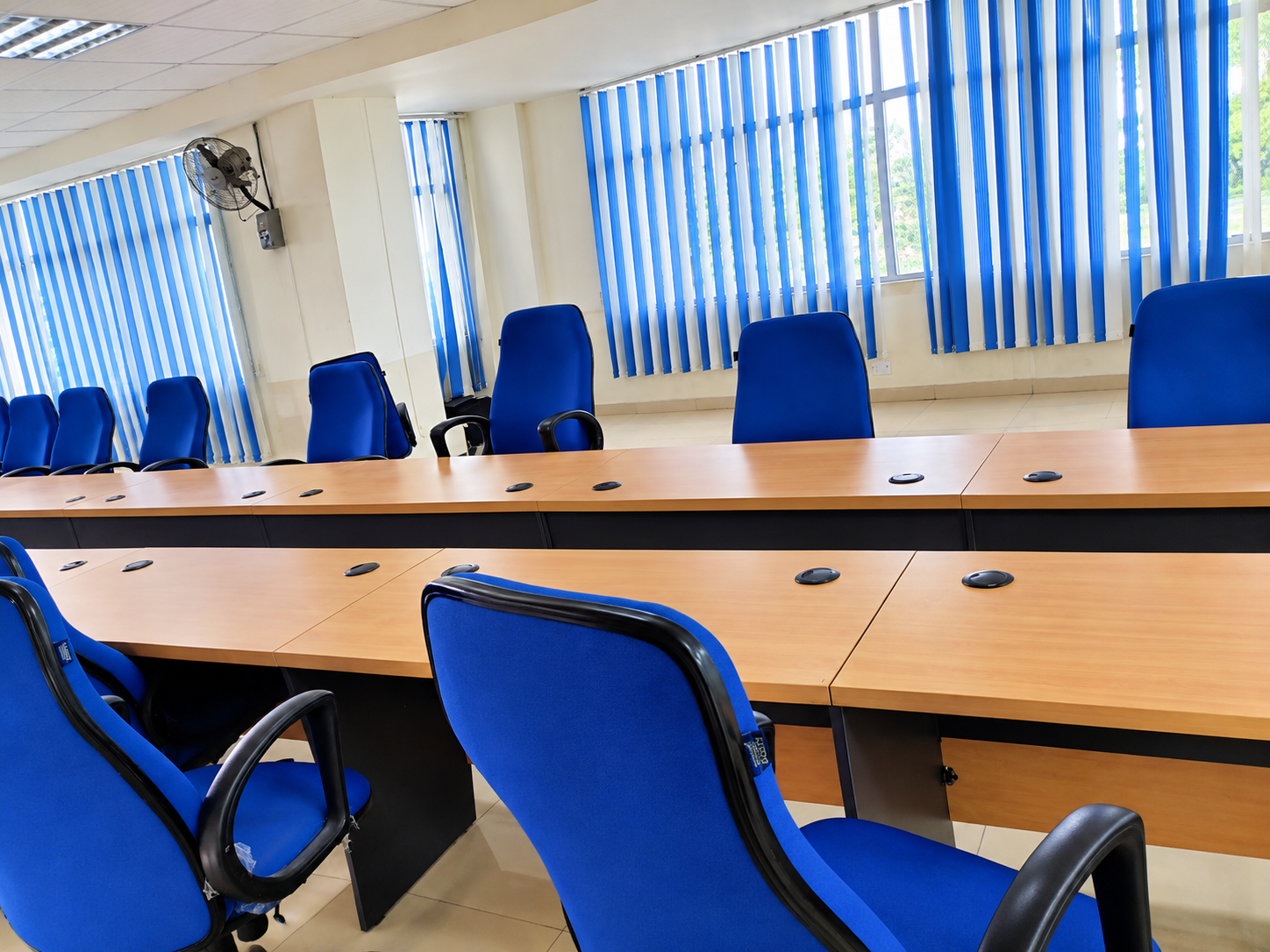 28 Seated conference Table Setup